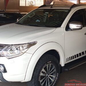 Mitsubishi L200 Triton Sport Top diesel automática completa 2018