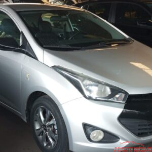 Hyundai HB20 CopaFifa 1.0 Flex completo 14/15